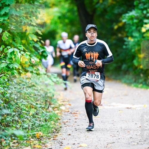 12.10.2025 - Bramfelder Halbmarathon 2025 Dr. Thomas Lammeyer http://msf.ph/oto/9344826 12.10.2025 10:12:40 Laufen 46, 2878 meine-sportfotos.de