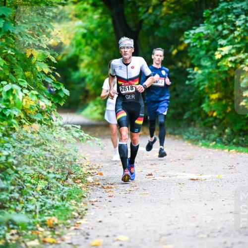 12.10.2025 - Bramfelder Halbmarathon 2025 Dr. Thomas Lammeyer http://msf.ph/oto/9344839 12.10.2025 10:12:44 Laufen 2618, 52 meine-sportfotos.de