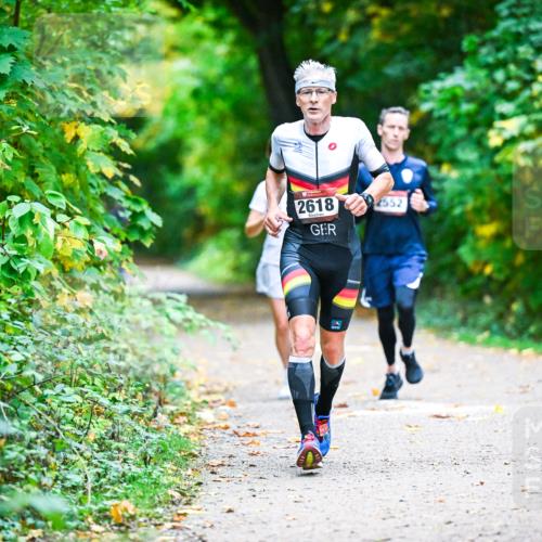 12.10.2025 - Bramfelder Halbmarathon 2025 Dr. Thomas Lammeyer http://msf.ph/oto/9344849 12.10.2025 10:12:45 Laufen 2618, 2552 meine-sportfotos.de