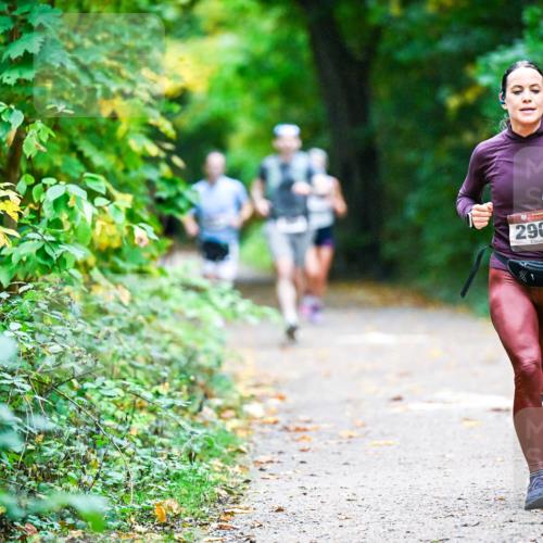 12.10.2025 - Bramfelder Halbmarathon 2025 Dr. Thomas Lammeyer http://msf.ph/oto/9344952 12.10.2025 10:13:24 Laufen 2909 meine-sportfotos.de