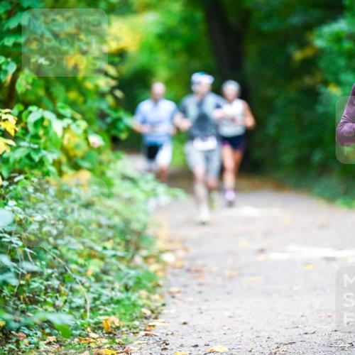 12.10.2025 - Bramfelder Halbmarathon 2025 Dr. Thomas Lammeyer http://msf.ph/oto/9344958 12.10.2025 10:13:25 Laufen 2909 meine-sportfotos.de
