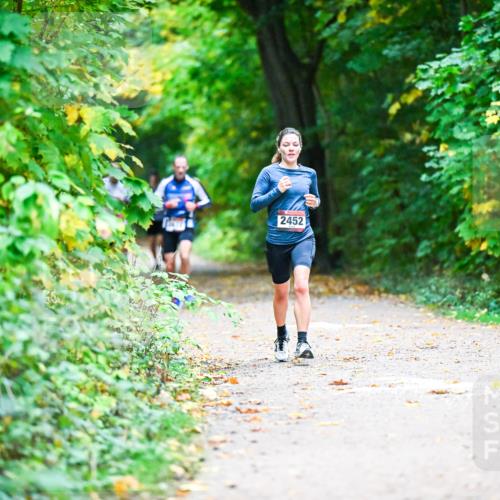 12.10.2025 - Bramfelder Halbmarathon 2025 Dr. Thomas Lammeyer http://msf.ph/oto/9345092 12.10.2025 10:14:16 Laufen 2452 meine-sportfotos.de