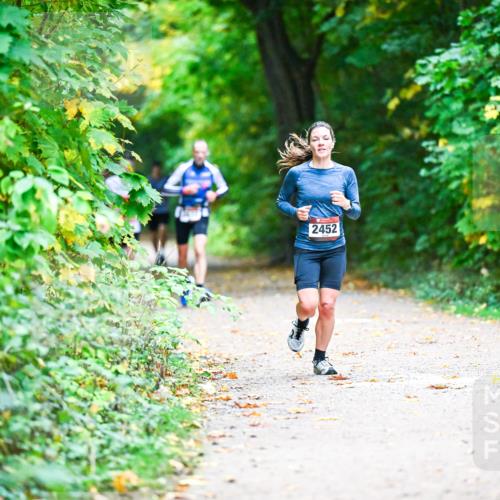 12.10.2025 - Bramfelder Halbmarathon 2025 Dr. Thomas Lammeyer http://msf.ph/oto/9345096 12.10.2025 10:14:17 Laufen 2452 meine-sportfotos.de