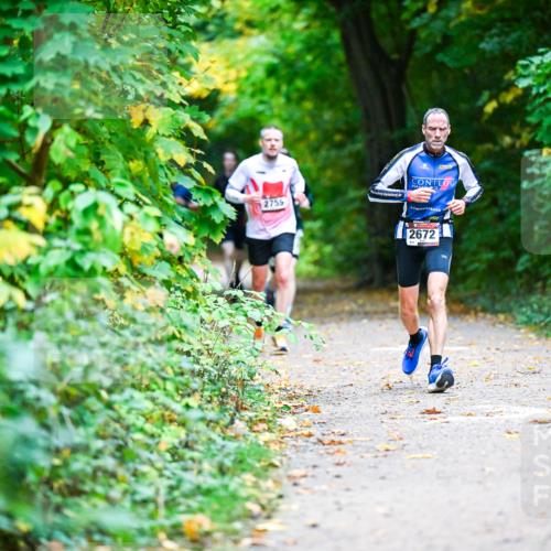 12.10.2025 - Bramfelder Halbmarathon 2025 Dr. Thomas Lammeyer http://msf.ph/oto/9345119 12.10.2025 10:14:21 Laufen 2755, 2672 meine-sportfotos.de