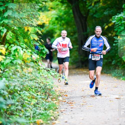 12.10.2025 - Bramfelder Halbmarathon 2025 Dr. Thomas Lammeyer http://msf.ph/oto/9345125 12.10.2025 10:14:22 Laufen 2755, 2672 meine-sportfotos.de