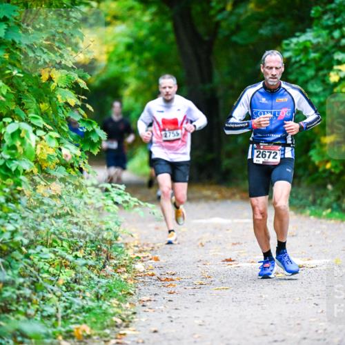 12.10.2025 - Bramfelder Halbmarathon 2025 Dr. Thomas Lammeyer http://msf.ph/oto/9345134 12.10.2025 10:14:23 Laufen 2755, 2672 meine-sportfotos.de