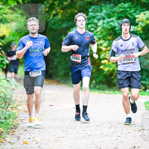 12.10.2025 - Bramfelder Halbmarathon 2025 Dr. Thomas Lammeyer http://msf.ph/oto/9345184 12.10.2025 10:14:33 Laufen 2703, 2990, 0, 2561 meine-sportfotos.de