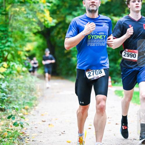 12.10.2025 - Bramfelder Halbmarathon 2025 Dr. Thomas Lammeyer http://msf.ph/oto/9345194 12.10.2025 10:14:36 Laufen 2708, 13, 2990 meine-sportfotos.de