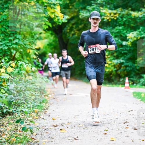12.10.2025 - Bramfelder Halbmarathon 2025 Dr. Thomas Lammeyer http://msf.ph/oto/9345219 12.10.2025 10:14:42 Laufen 2919, 31 meine-sportfotos.de