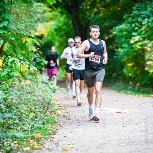 12.10.2025 - Bramfelder Halbmarathon 2025 Dr. Thomas Lammeyer http://msf.ph/oto/9345223 12.10.2025 10:14:43 Laufen 2908, 2765 meine-sportfotos.de