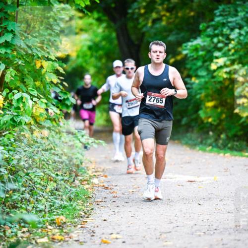 12.10.2025 - Bramfelder Halbmarathon 2025 Dr. Thomas Lammeyer http://msf.ph/oto/9345225 12.10.2025 10:14:44 Laufen 2765 meine-sportfotos.de