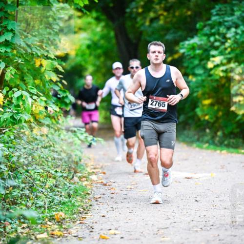 12.10.2025 - Bramfelder Halbmarathon 2025 Dr. Thomas Lammeyer http://msf.ph/oto/9345227 12.10.2025 10:14:44 Laufen 2765 meine-sportfotos.de