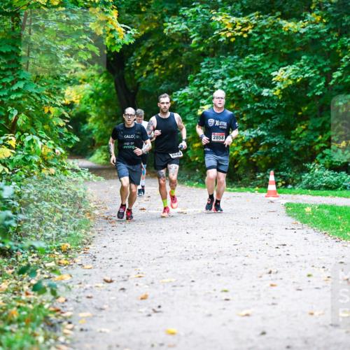 12.10.2025 - Bramfelder Halbmarathon 2025 Dr. Thomas Lammeyer http://msf.ph/oto/9345528 12.10.2025 10:16:19 Laufen 2623, 2858 meine-sportfotos.de