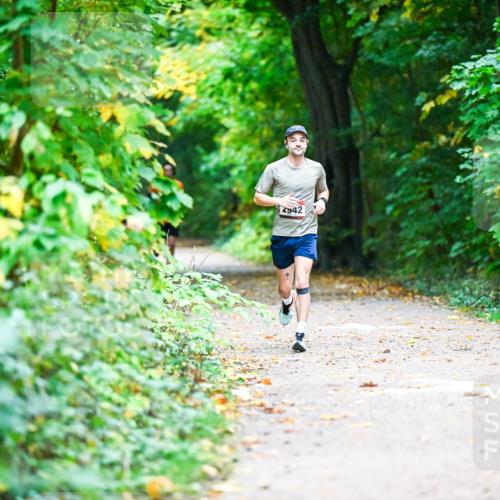 12.10.2025 - Bramfelder Halbmarathon 2025 Dr. Thomas Lammeyer http://msf.ph/oto/9345579 12.10.2025 10:16:38 Laufen  meine-sportfotos.de