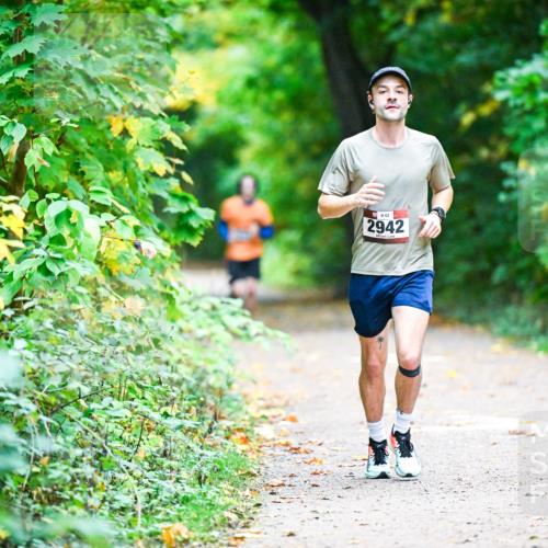 12.10.2025 - Bramfelder Halbmarathon 2025 Dr. Thomas Lammeyer http://msf.ph/oto/9345605 12.10.2025 10:16:42 Laufen 62, 2942 meine-sportfotos.de