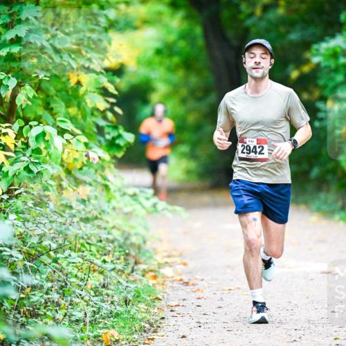 12.10.2025 - Bramfelder Halbmarathon 2025 Dr. Thomas Lammeyer http://msf.ph/oto/9345609 12.10.2025 10:16:42 Laufen 62, 2942 meine-sportfotos.de