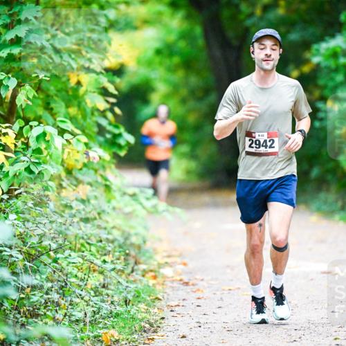 12.10.2025 - Bramfelder Halbmarathon 2025 Dr. Thomas Lammeyer http://msf.ph/oto/9345610 12.10.2025 10:16:43 Laufen 62, 2942 meine-sportfotos.de