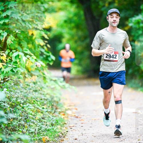 12.10.2025 - Bramfelder Halbmarathon 2025 Dr. Thomas Lammeyer http://msf.ph/oto/9345611 12.10.2025 10:16:43 Laufen 2942, 9 meine-sportfotos.de