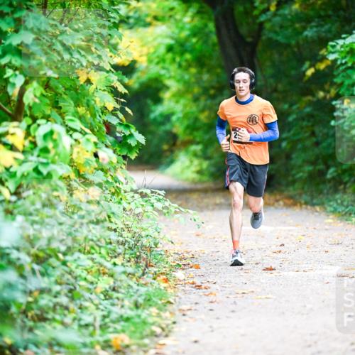 12.10.2025 - Bramfelder Halbmarathon 2025 Dr. Thomas Lammeyer http://msf.ph/oto/9345624 12.10.2025 10:16:48 Laufen  meine-sportfotos.de
