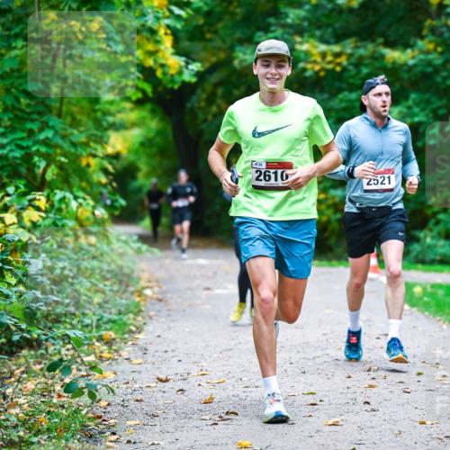 12.10.2025 - Bramfelder Halbmarathon 2025 Dr. Thomas Lammeyer http://msf.ph/oto/9345736 12.10.2025 10:17:18 Laufen 638, 2610, 2521 meine-sportfotos.de