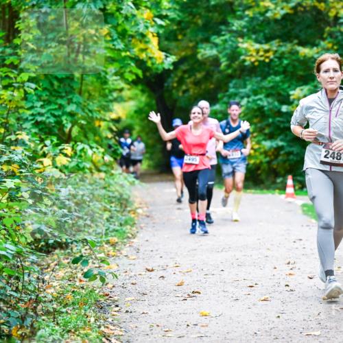 12.10.2025 - Bramfelder Halbmarathon 2025 Dr. Thomas Lammeyer http://msf.ph/oto/9345833 12.10.2025 10:17:41 Laufen 2495, 2487 meine-sportfotos.de