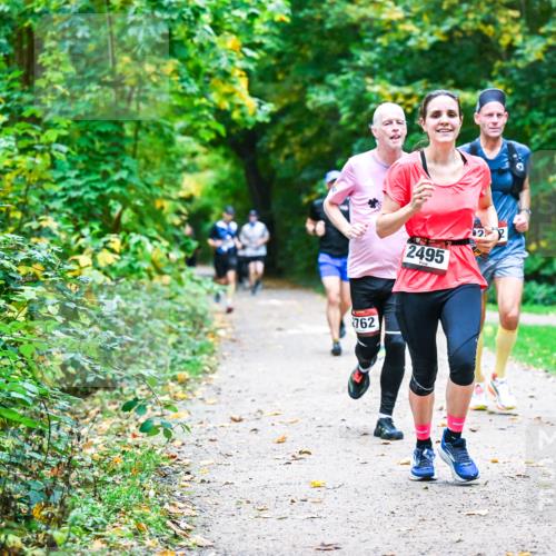 12.10.2025 - Bramfelder Halbmarathon 2025 Dr. Thomas Lammeyer http://msf.ph/oto/9345846 12.10.2025 10:17:44 Laufen 762, 2495 meine-sportfotos.de