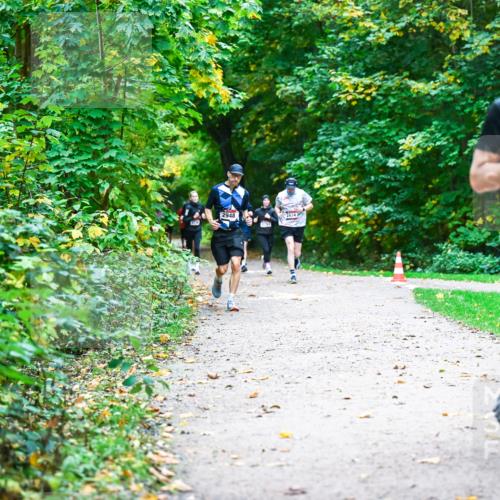 12.10.2025 - Bramfelder Halbmarathon 2025 Dr. Thomas Lammeyer http://msf.ph/oto/9345868 12.10.2025 10:17:48 Laufen 2948, 2434 meine-sportfotos.de