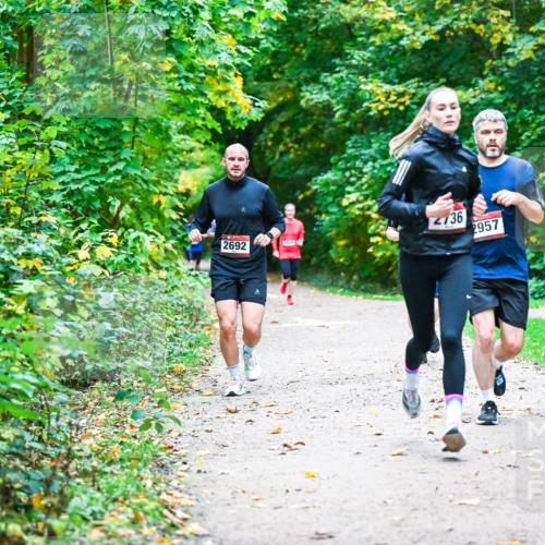 12.10.2025 - Bramfelder Halbmarathon 2025 Dr. Thomas Lammeyer http://msf.ph/oto/9345924 12.10.2025 10:17:56 Laufen 2736, 2957, 2692, 2793 meine-sportfotos.de