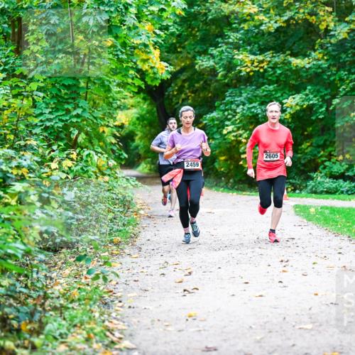 12.10.2025 - Bramfelder Halbmarathon 2025 Dr. Thomas Lammeyer http://msf.ph/oto/9345951 12.10.2025 10:18:01 Laufen 2459, 2605 meine-sportfotos.de