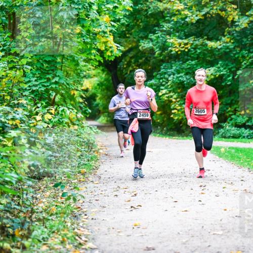 12.10.2025 - Bramfelder Halbmarathon 2025 Dr. Thomas Lammeyer http://msf.ph/oto/9345954 12.10.2025 10:18:02 Laufen 2459, 2605 meine-sportfotos.de