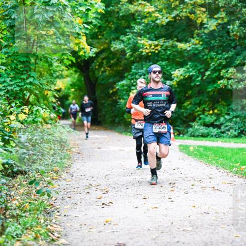 12.10.2025 - Bramfelder Halbmarathon 2025 Dr. Thomas Lammeyer http://msf.ph/oto/9346024 12.10.2025 10:18:25 Laufen 2781, 2559 meine-sportfotos.de