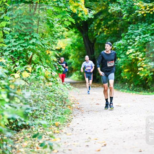 12.10.2025 - Bramfelder Halbmarathon 2025 Dr. Thomas Lammeyer http://msf.ph/oto/9346041 12.10.2025 10:18:29 Laufen 2573, 1523 meine-sportfotos.de
