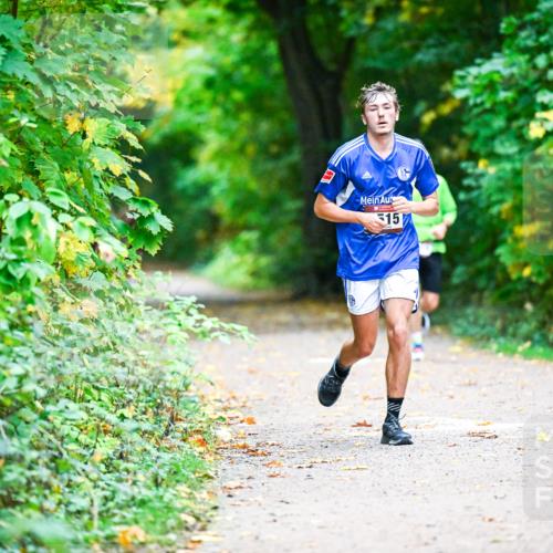 12.10.2025 - Bramfelder Halbmarathon 2025 Dr. Thomas Lammeyer http://msf.ph/oto/9346125 12.10.2025 10:18:55 Laufen 515 meine-sportfotos.de