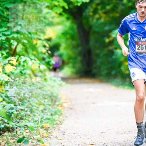 12.10.2025 - Bramfelder Halbmarathon 2025 Dr. Thomas Lammeyer http://msf.ph/oto/9346149 12.10.2025 10:18:59 Laufen 4, 2515 meine-sportfotos.de