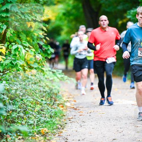 12.10.2025 - Bramfelder Halbmarathon 2025 Dr. Thomas Lammeyer http://msf.ph/oto/9346293 12.10.2025 10:19:37 Laufen 2025, 39, 75, 2790 meine-sportfotos.de