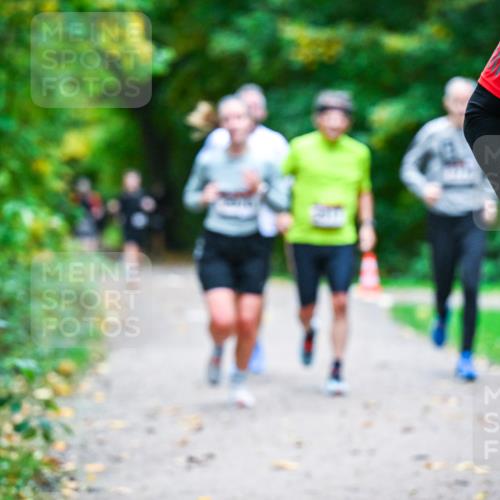 12.10.2025 - Bramfelder Halbmarathon 2025 Dr. Thomas Lammeyer http://msf.ph/oto/9346324 12.10.2025 10:19:44 Laufen  meine-sportfotos.de