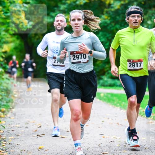 12.10.2025 - Bramfelder Halbmarathon 2025 Dr. Thomas Lammeyer http://msf.ph/oto/9346332 12.10.2025 10:19:45 Laufen 27, 2970, 77, 2917, 2729 meine-sportfotos.de