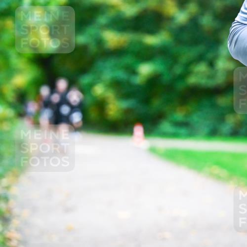 12.10.2025 - Bramfelder Halbmarathon 2025 Dr. Thomas Lammeyer http://msf.ph/oto/9346343 12.10.2025 10:19:48 Laufen  meine-sportfotos.de