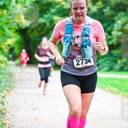 12.10.2025 - Bramfelder Halbmarathon 2025 Dr. Thomas Lammeyer http://msf.ph/oto/9346422 12.10.2025 10:20:00 Laufen 2734 meine-sportfotos.de