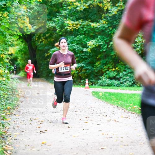 12.10.2025 - Bramfelder Halbmarathon 2025 Dr. Thomas Lammeyer http://msf.ph/oto/9346424 12.10.2025 10:20:01 Laufen 2782, 2 meine-sportfotos.de
