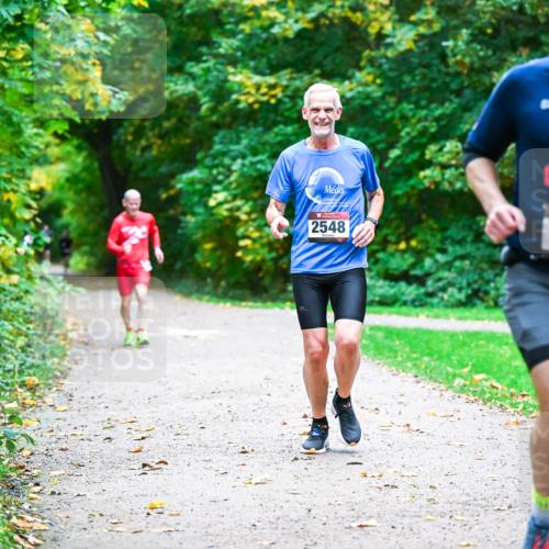 12.10.2025 - Bramfelder Halbmarathon 2025 Dr. Thomas Lammeyer http://msf.ph/oto/9346448 12.10.2025 10:20:05 Laufen 2548, 2930 meine-sportfotos.de