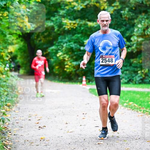 12.10.2025 - Bramfelder Halbmarathon 2025 Dr. Thomas Lammeyer http://msf.ph/oto/9346453 12.10.2025 10:20:05 Laufen 2548 meine-sportfotos.de