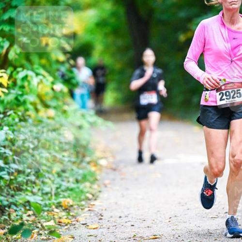 12.10.2025 - Bramfelder Halbmarathon 2025 Dr. Thomas Lammeyer http://msf.ph/oto/9346562 12.10.2025 10:20:42 Laufen 34, 2925 meine-sportfotos.de