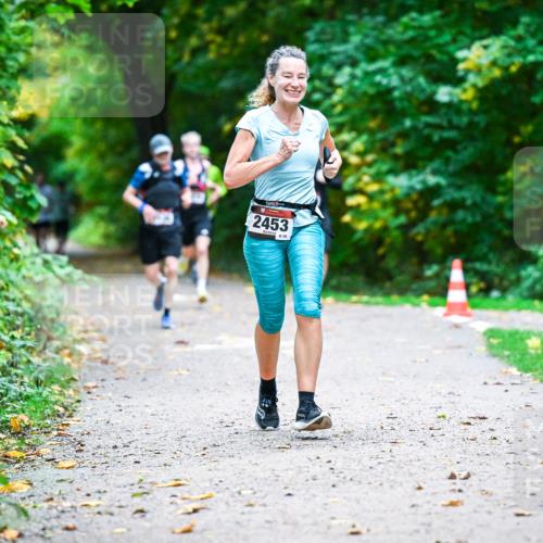 12.10.2025 - Bramfelder Halbmarathon 2025 Dr. Thomas Lammeyer http://msf.ph/oto/9346598 12.10.2025 10:20:51 Laufen 2453 meine-sportfotos.de