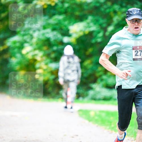 12.10.2025 - Bramfelder Halbmarathon 2025 Dr. Thomas Lammeyer http://msf.ph/oto/9346677 12.10.2025 10:21:11 Laufen 34, 2784 meine-sportfotos.de