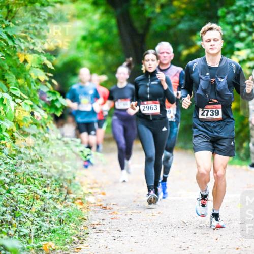 12.10.2025 - Bramfelder Halbmarathon 2025 Dr. Thomas Lammeyer http://msf.ph/oto/9346702 12.10.2025 10:21:16 Laufen 2963, 9, 2739 meine-sportfotos.de