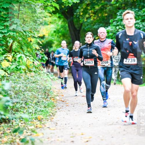 12.10.2025 - Bramfelder Halbmarathon 2025 Dr. Thomas Lammeyer http://msf.ph/oto/9346711 12.10.2025 10:21:18 Laufen 2686, 279, 2963, 2709, 2739 meine-sportfotos.de
