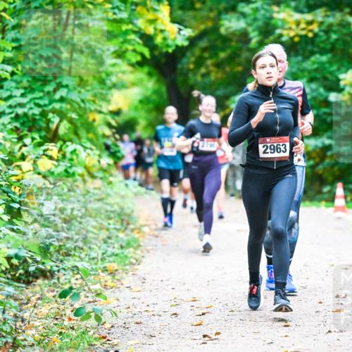 12.10.2025 - Bramfelder Halbmarathon 2025 Dr. Thomas Lammeyer http://msf.ph/oto/9346723 12.10.2025 10:21:20 Laufen 2797, 2963 meine-sportfotos.de