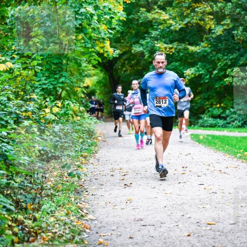 12.10.2025 - Bramfelder Halbmarathon 2025 Dr. Thomas Lammeyer http://msf.ph/oto/9346769 12.10.2025 10:21:30 Laufen 2581, 2812 meine-sportfotos.de