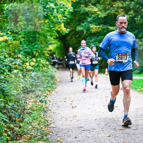 12.10.2025 - Bramfelder Halbmarathon 2025 Dr. Thomas Lammeyer http://msf.ph/oto/9346775 12.10.2025 10:21:32 Laufen 2812, 89 meine-sportfotos.de